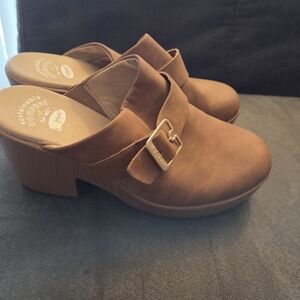 Brown Suede Women's Clogs